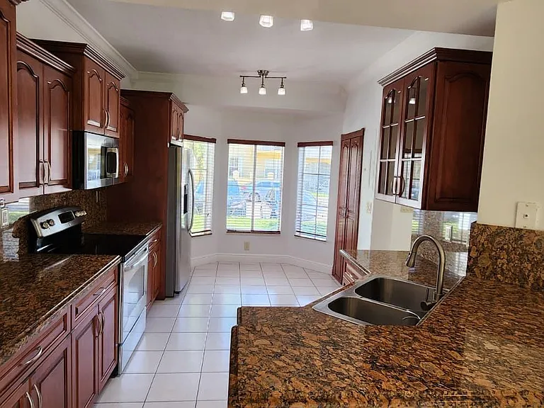8960 W Flagler St #3 — Photo 1
