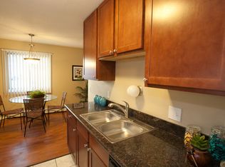 6417 Camden Ave N APT 102, Brooklyn Center, MN 55430
