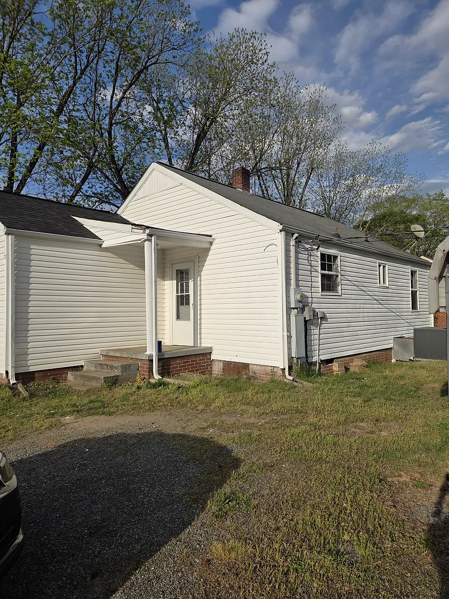 Back - 254 H West Cir