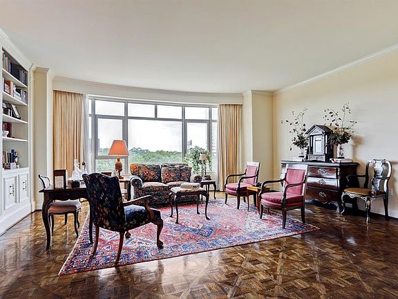 2nd image of 1000 Uptown Park Blvd APT 43