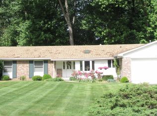 380 Orchardale Dr, Rochester Hills, MI 48309