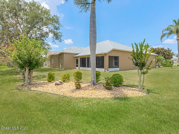 3rd image of 5078 Wexford Dr