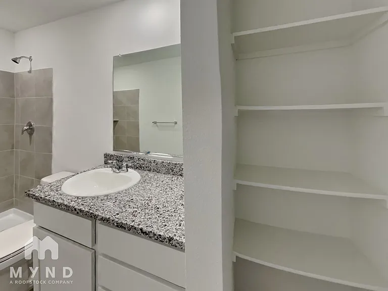 6808 Sunbeam Cir — Photo 9