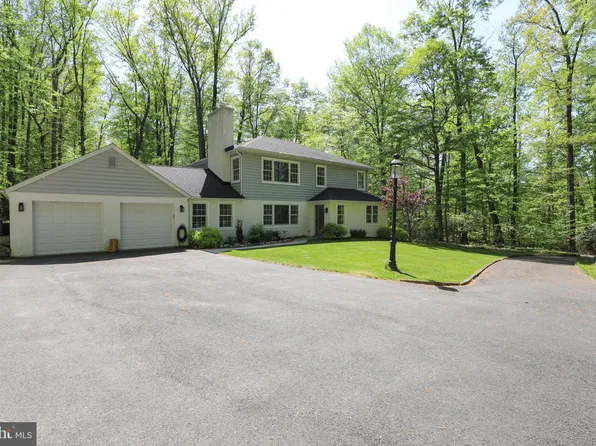 2054 Holicong Rd, New Hope, PA 18938