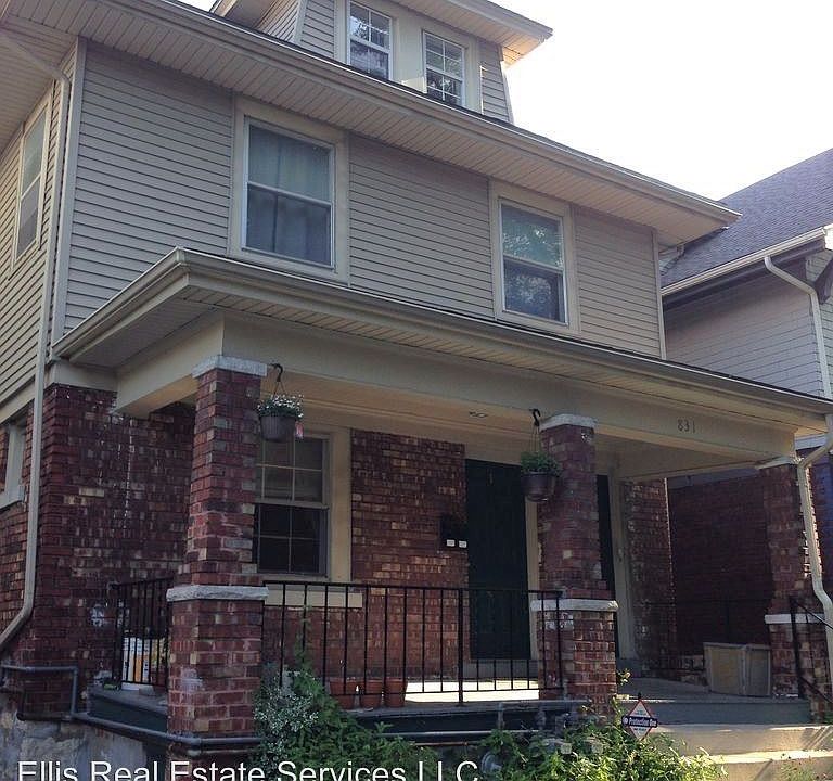 1st image of 831 W 39th Ter APT 1