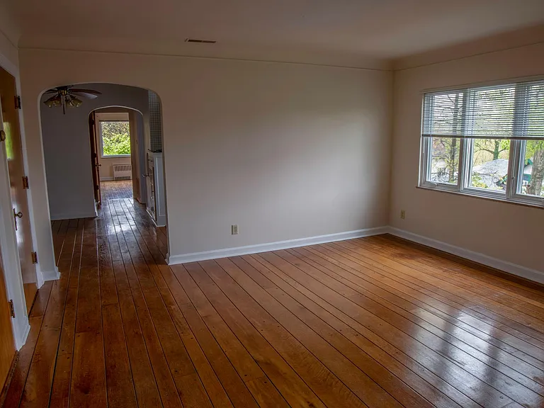 1298 Cryer Ave #2 — Photo 7