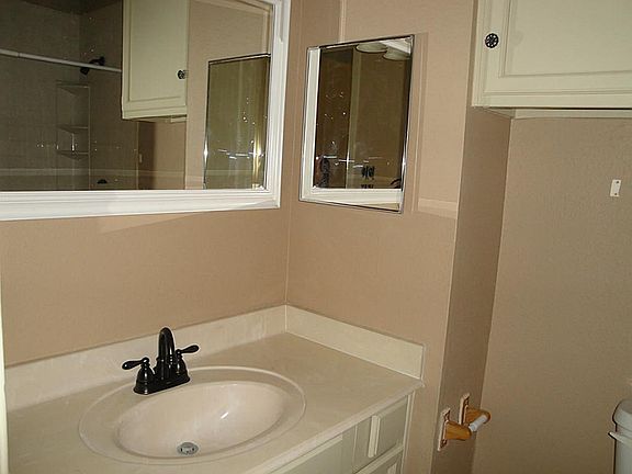 4th image of 1901 Miramar Green St #1901