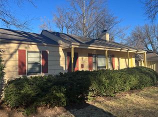 4812 W 77th St, Prairie Village, KS 66208