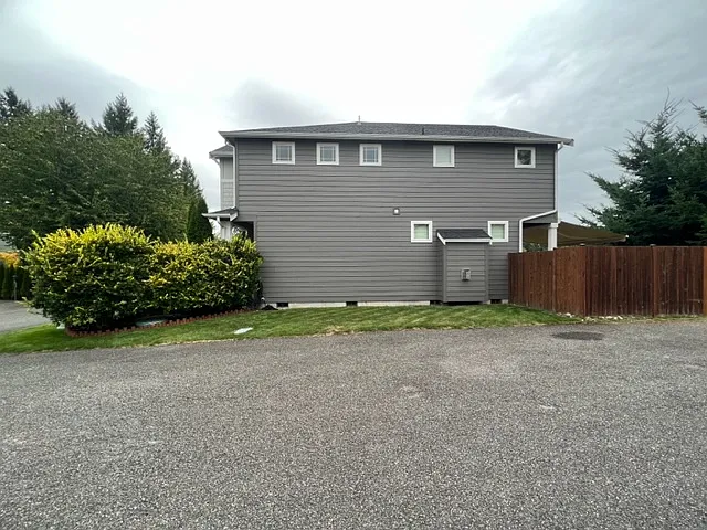 6615 36th Ln SE — Photo 6