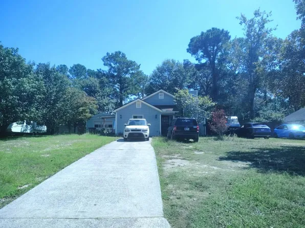 168 Bayberry Rd, Newport, NC 28570