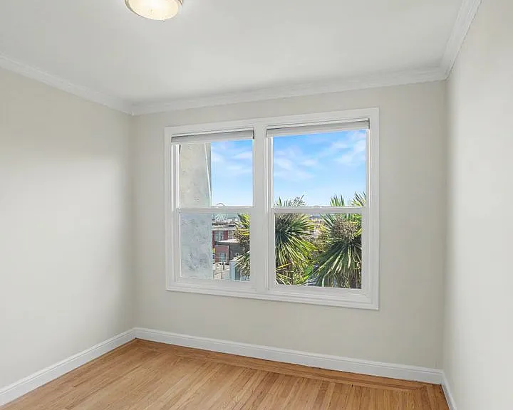 Renovated 3br W/ Dining Room. Views! Parking Avail., Free Laundry! — Photo 20