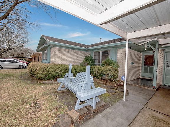4th image of 2818 Mulberry Ln