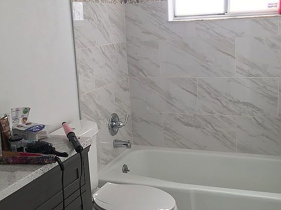 2nd image of 418 Via Palermo Ct
