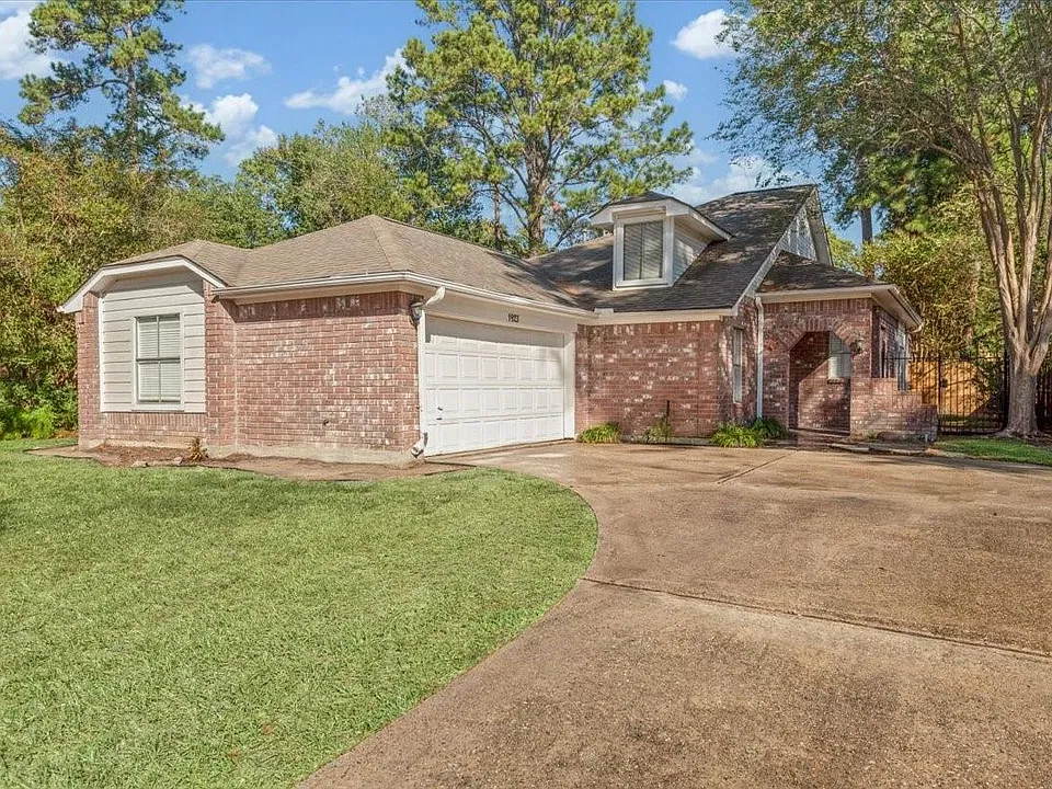 1923 Havenhouse Dr