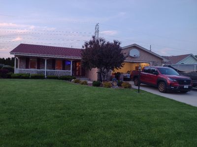 8208 West Plainfield AVENUE, Greenfield, WI, 53220