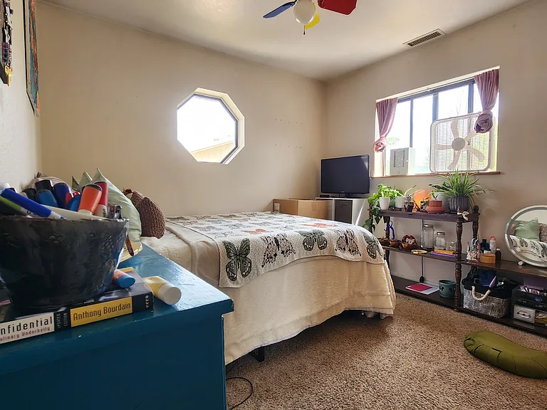 3135 E 7th Ave — Photo 13