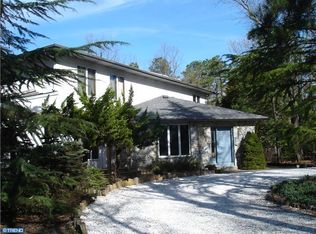 7 Chelmsford Ct, Medford, NJ 08055