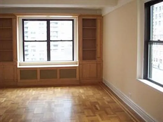 Rented by Douglas Elliman | media 20