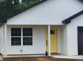 204 King Ave, Winfall, NC 27985