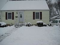 2nd image of 23 Boone St