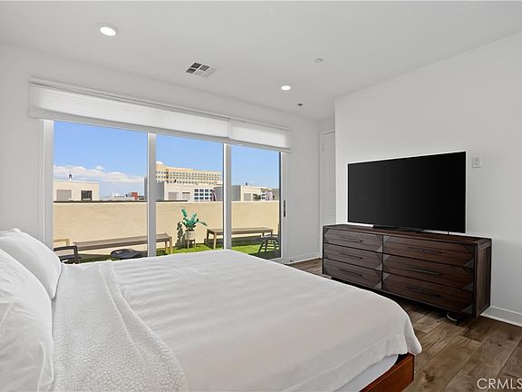4th image of 283 Dockside Ln