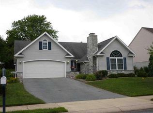 920 Evergreen St, Denver, PA 17517