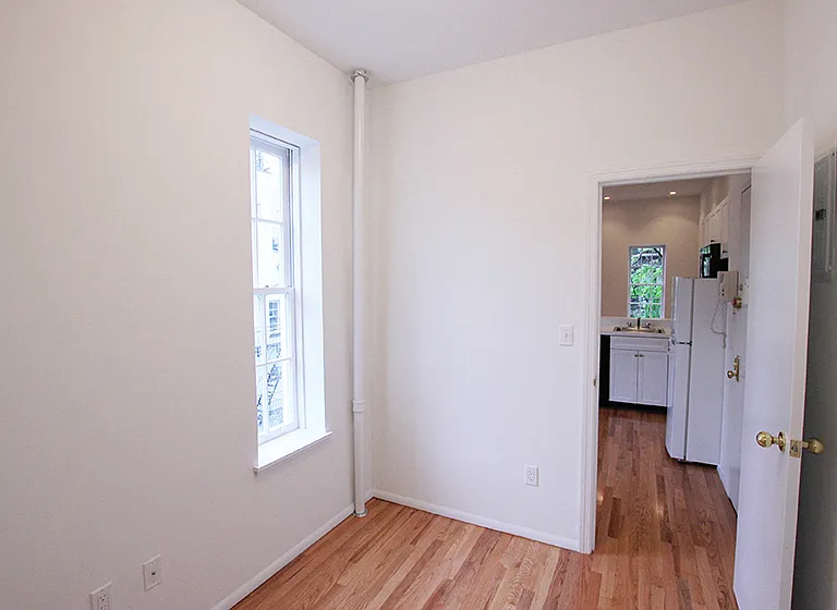303 E 81st St #5RW — Photo 4