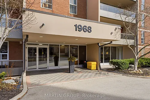 1968 Main St W #103 Photo 1