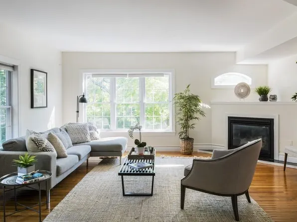 104 Woodstock St Unit 5, Somerville, MA 02144