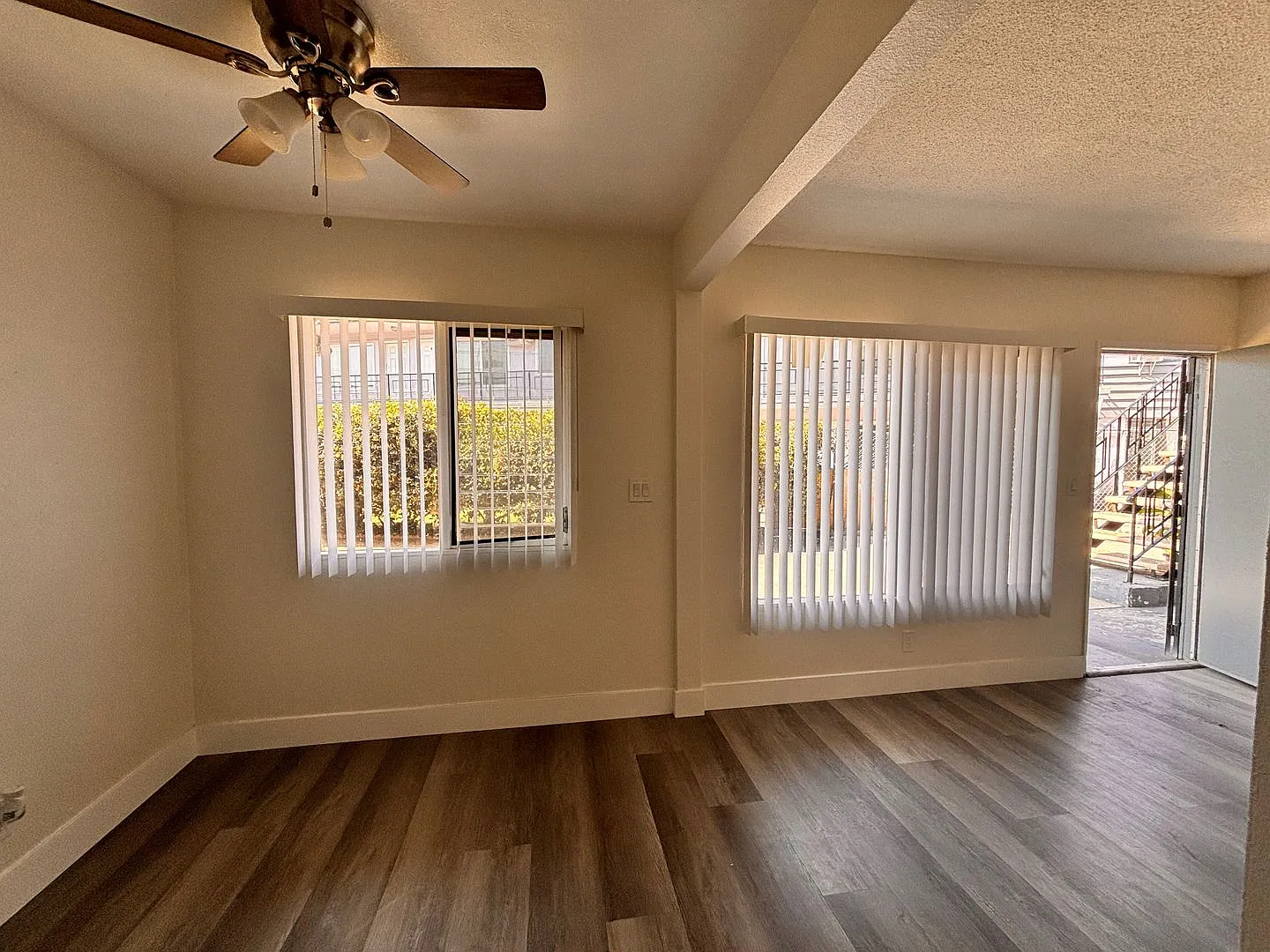 8028 Boer Ave — Photo 2