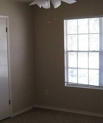 5th image of 1512 Garden Dr