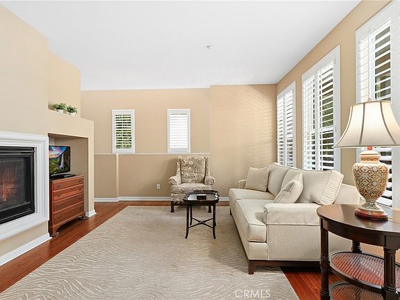 4th image of 56 Meridian Dr
