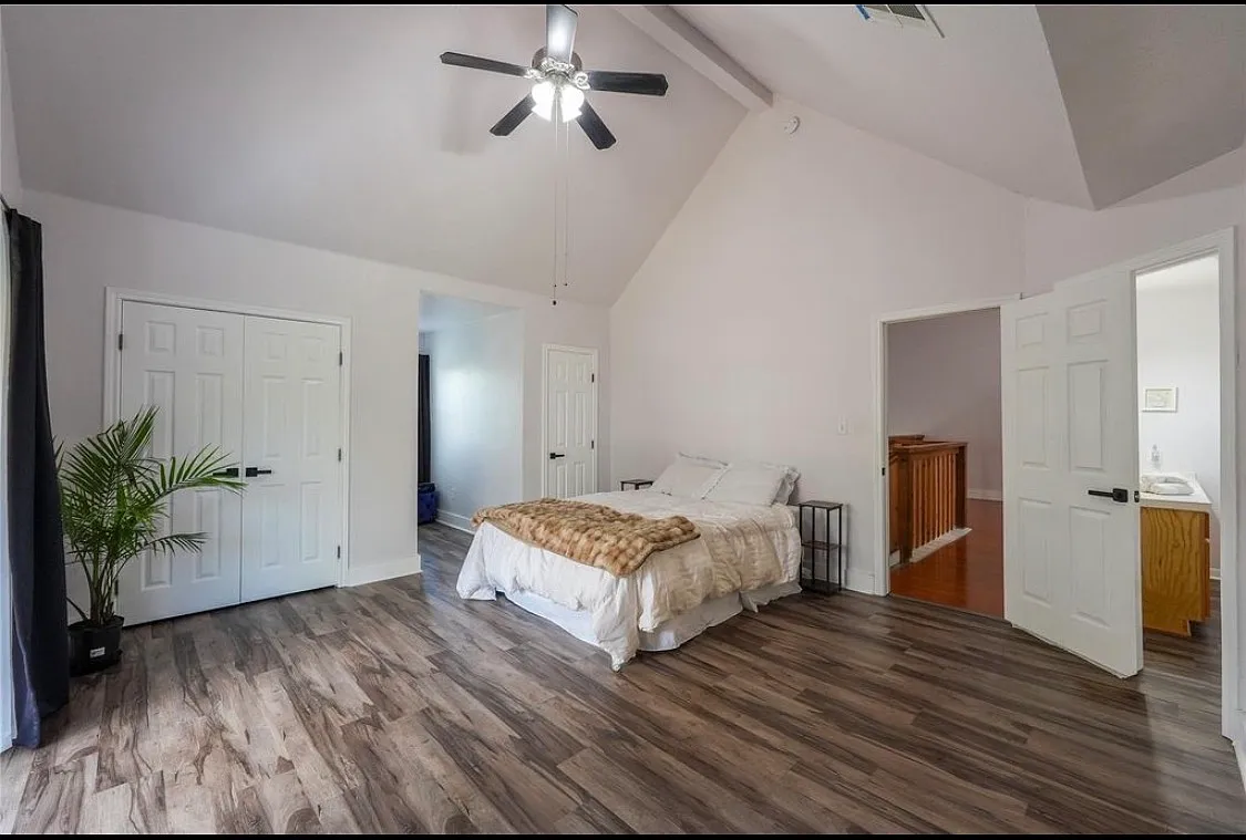 3 bed, 1733 sqft, $2,500 — Photo 2