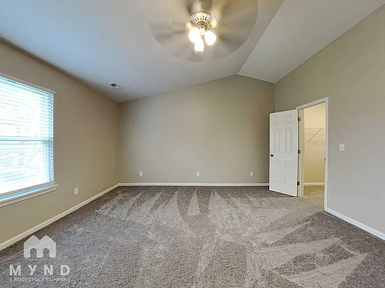105 W Carolina St — Photo 9