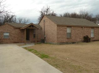 1507 N Cates St, Decatur, TX 76234