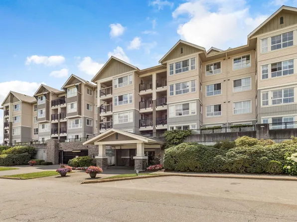 19673 Meadow Gardens Way #317, Pitt Meadows, BC V3Y 0A1