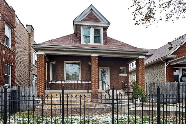 1st image of 5110 W Medill Ave