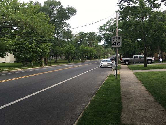 4th image of 749 Vaughn Ave