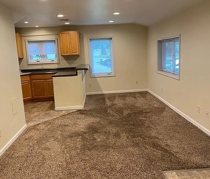 1377 Creek Rd #7 — Photo 2