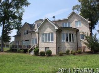 351 Maritime Loop Dr, Bath, NC 27808
