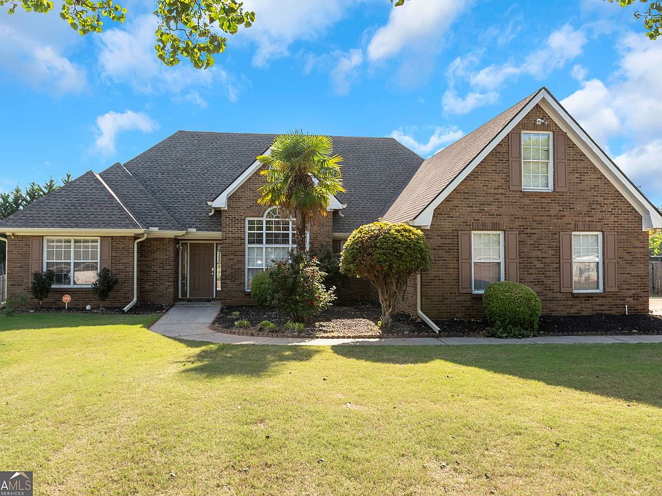 1st image of 437 Savannah Pl