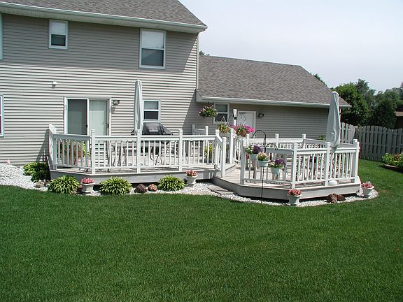4th image of 139 Loretta Ln