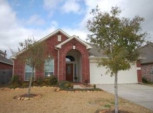 2928 Landing Edge Ln, Dickinson, TX 77539