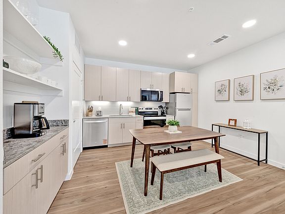 4th image of 1710 Morrell Ave #511