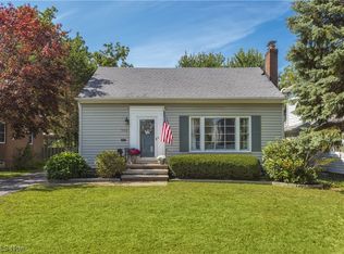 506 Canterbury Rd, Bay Village, OH 44140