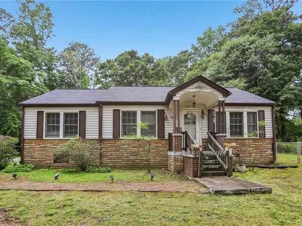 5830 Garner Rd SW, Mableton, GA 30126