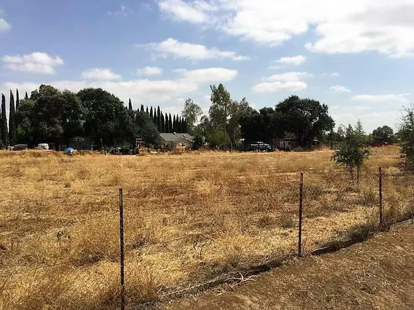 3852 E Emerson Rd, Acampo, CA 95220