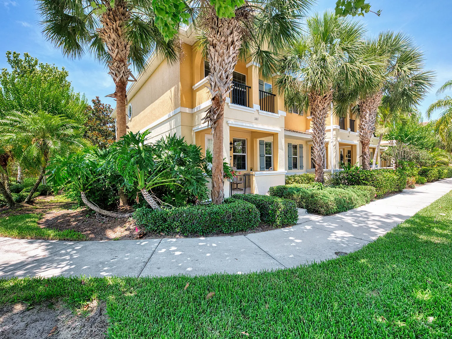 3 bed, 1661 sqft, $3,250 — Photo 4