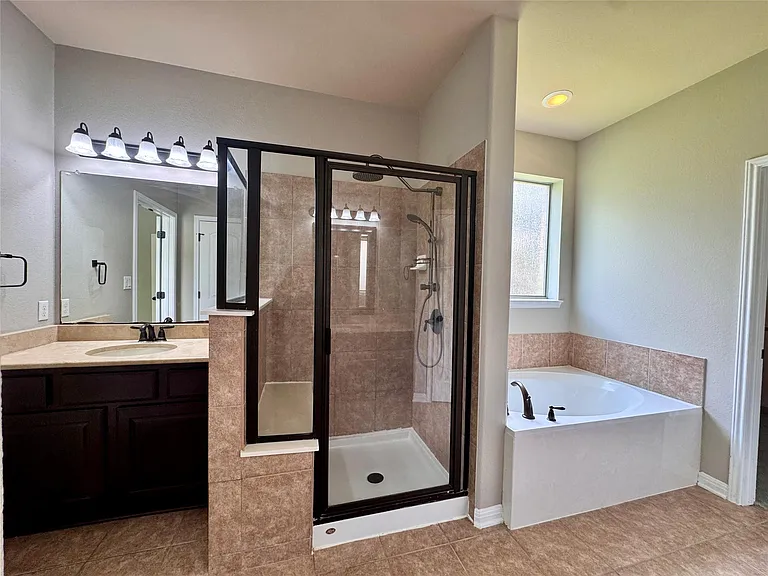 416 Buck Ridge Rd — Photo 11