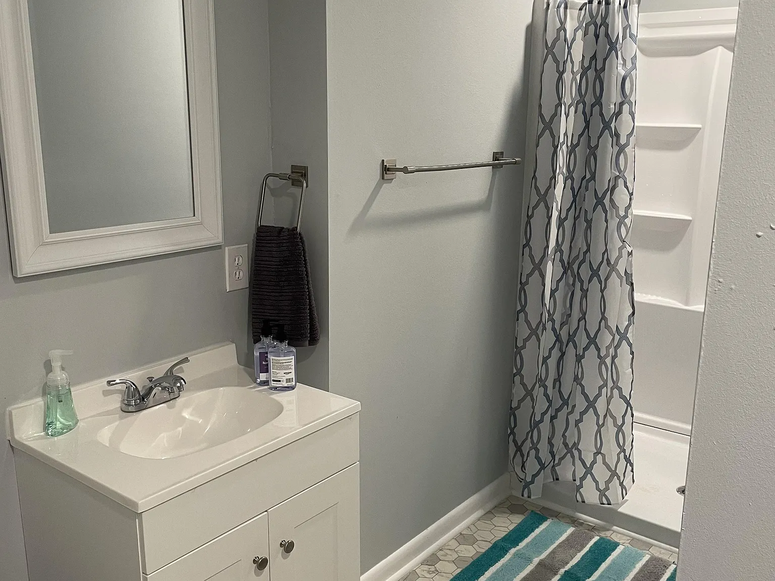 4 bed, 3.0 bath, 2200 sqft, $728 — Photo 3